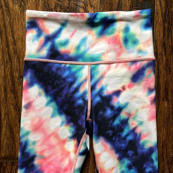 Athleta Elation tie dye leggings, size XXS - Picture 3 of 8